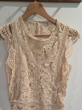 Altar'd State Cream Lace Crochet Sleeveless Camisole